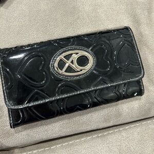 Black Patent Heart Embossed Women's Wallet